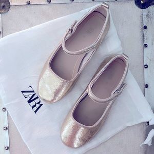 Zara gold shoe